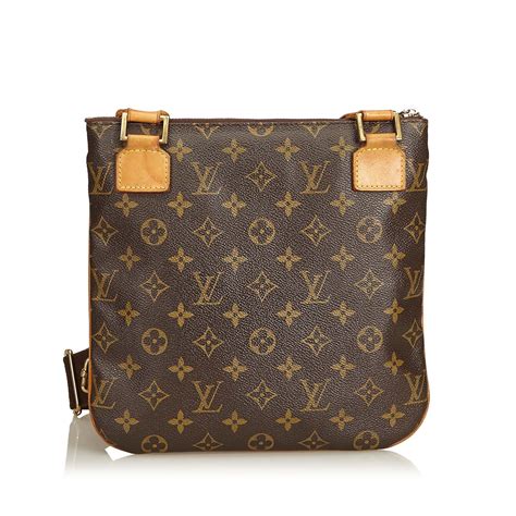 sacoche louis vuitton vrai ou faux|sacoche Louis Vuitton homme.